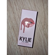 Kylie Lip Kit matte lipstick + mini Lip liner Set color 808 - Kylie
