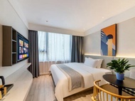 Yilong Hotel