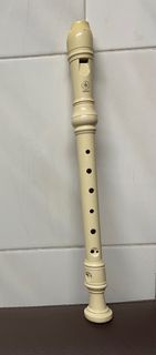 Yamaha YRS-24B 豎笛