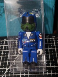 中古 日本 航空自衛隊 空軍 飛機師 特種兵 JASDF Blue impulse 4號機 medicomtoy be@rbrick series  bearbrick 代 100% 熊仔 隱藏 絕版