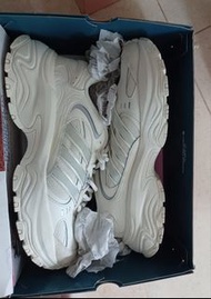 Adidas Response CL White Sneakers