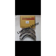 BRAKE SHOE TRITON PAJERO SPORT REAR BRAKE PADS TRITON PAJERO SPORT 4600A106