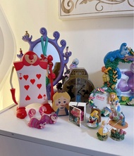 日本絕版罕見愛麗絲夢遊仙境妙妙貓相架相框啤牌人小擺設。食玩Alice in wonderland 柴郡貓 妙妙貓 生蠔bb白兔先生紅心皇后公主Jasmine擺設吊飾長髮公主長髮公主王子美人魚扭蛋。模型