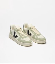 [現貨] VEJA 男款 V-10 運動鞋 VI0220500黑土色 [平行進口]