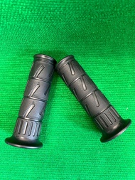 GRIP Handgrip SARUNG GAS HARGA SEPASANG PNP UNIVERSAL SEMUA MOTOR upra Sonic Mio Xeon Jupiter MX Rxk