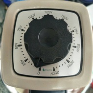 (1 pcs)หม้อแปลงปรับแรงดันไฟฟ้าแบบแกนหมุน TDG2-0.5KVA =2A220VAC สินค้าใหม่พร้อมส่ง คุณภาพดีเยี่ยม