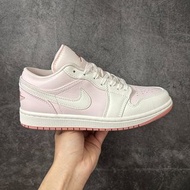 🤩必備人氣球鞋🤩 軟萌顯白奶粉拼接 Air Jordan 1 Low 女子低幫休閒籃球鞋 | Air Jordan 1 Low Women's Low-top Casual Basketball Sh