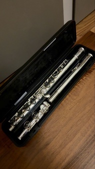 Yamaha YFL-222 Silver Flute with Case