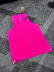 🤩必備運動背心🤩 Sports Vest | 螢光粉超吸睛顯白 | 頂級速乾透氣不悶汗 | Nike Dri-FIT ADV AeroSwift 男子競速跑步背心 | 夜跑反光安全設計 | 馬拉松競速