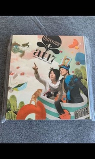 林二汶 盧凱彤 At 17 At17 Threesome + at17 2002-2007 新曲+精選 2007年珍藏 新淨 95%新 (CD 新淨 ，碟只有一小極輕痕）附二汶親筆簽名及繪圖 *代友出