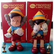 Kaws Pinokio Mand Kaws Pinocchio &amp; Jiminy Cricket Sitting Stand Figure
