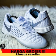 Sepatu futsal lunar gato II elite white silver IC