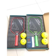 Pro T700 Pickleball racket with ball and carrying case