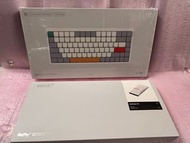 [全新] NuPhy Air75 V2 矮軸機械鍵盤 + NuFolio V3 原廠非凡保護套 (Gateron 矮紅軸)