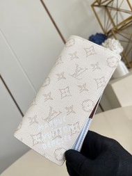 LV 全新帶盒 hkluxehk 🎁Brazza Wallet