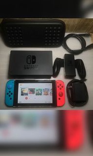 Switch大電版 有盒 所有配件齊 額外附贈兩個手制 便攜收納箱