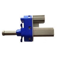 high quality original clutch pedal position switch For mazda 2 3 5 6 ATENZA AXELA Mazda cx-7 CX-3 CX