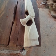 Popor semi lubang od 22.25.27 adalah produk yang dijual dengan bahan kayu mahoni dan metahan. Popor 