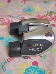 OLYMPUS 8x21 DPC I 望遠鏡鏡片採用工學防UV鏡片 影像清晰，適合-行山遠足 睇演唱會 望遠鏡輕便 輕身 （奧林巴斯 望遠鏡