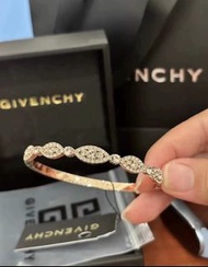 GIVENCHY Bangle Bracelet 天使愛戀 幸運 水晶 金屬 手鈪 手鏈 手鐲 女款 玫瑰金 禮物 送禮 | 07B00041-9DH | 全新正牌正貨
