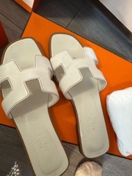 Hermes 拖鞋