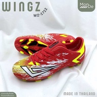 (WINGZ) รองเท้าฟุตบอล/สตั๊ด หนังอัดลาย พื้นยึดหมุดหัวท้าย ไซส์ 39-45 พร้อมส่ง