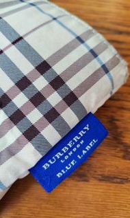 Burberry blue label 日本專櫃正品大水餃包-粉紅絕版品