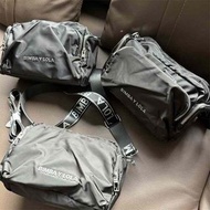 全新🌸 BIMBA Y LOLA防水斜背包 寬肩帶設計｜香港順豐到付/順豐站交收