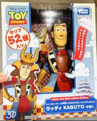 現貨💛正版 Takara Tomy  30月週年限定款 迪士尼公仔 彼思 反斗奇兵 玩具總動員 武士造型 胡迪公仔 日本語英語發聲公仔 30周年收藏玩具 娃娃 生日禮物 結婚禮物 聖誕禮物 父親節禮物