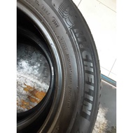 Used Tyre Secondhand Tayar Michelin Primacy 4 215/60R16 40% Bunga per 1 pc