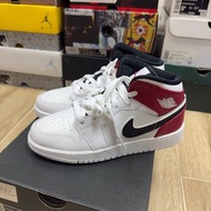 Nike jordan 1 mid gs Chicago