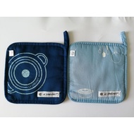 Le Creuset x Suntory Coffee Pot Holder