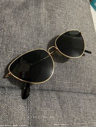 太陽眼鏡 sunglasses