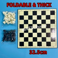 FOLDABLE CHESS SET International Chess