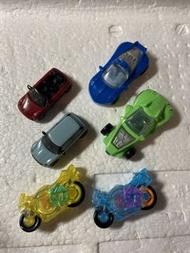 Kinder 健達出奇蛋 玩具車仔 bmw 慣性電單車