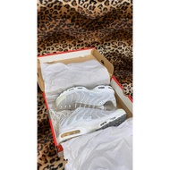 Nike airmax Tn and era