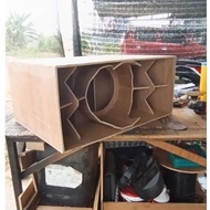 Dragon 12 inch Speaker Box