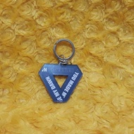 SEVENTEEN LOGO ACRYLIC GANCI
