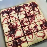 Red Velvet Cheesecake Brownies (HALAL)