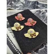 Woman Earing (Hat design)