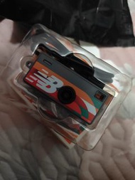 New Balance x 7-Eleven 限量版傻瓜菲林相機