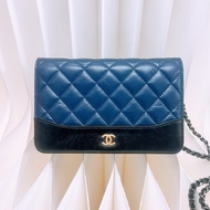 Chanel gabrielle woc 深藍色流浪翻蓋包