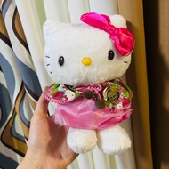 Hello Kitty Crabtree & Evelyn mascot plush with flaw