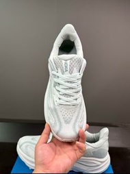 HOKA ONEONE KAWANA 男裝跑步鞋031