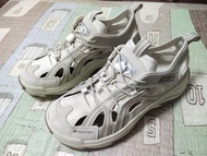 discovery รองเท้าแตะ 27 cm รองเท้าลำลอง น้ำหนักเบา เป็นรองเท้า adventure ได้ พื้นด้านในนิ่ม พื้นด้าน