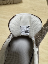 New Balance 兒童運動鞋