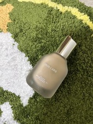 Haus Labs Triclone Skin Tech Foundation 粉底