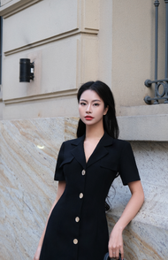 Váy Asha thiết kế đen phối cúc đồng cổ vest