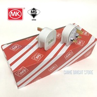 MK 654 13A Fused Plug Top / MK 654 13A 3PIN PLUG TOP