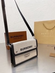 Burberry woc 帆布包包